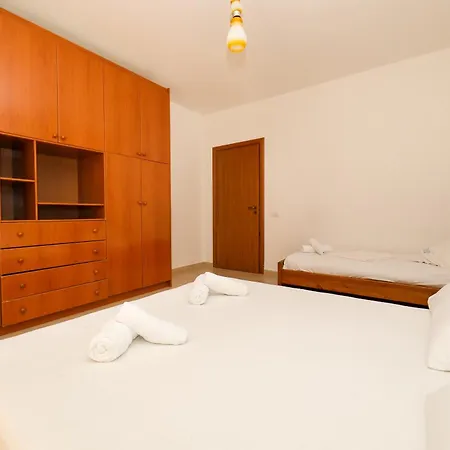 Aparthotel Lorel's Homes 3*