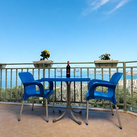 Lorel's Homes Апарт-отель