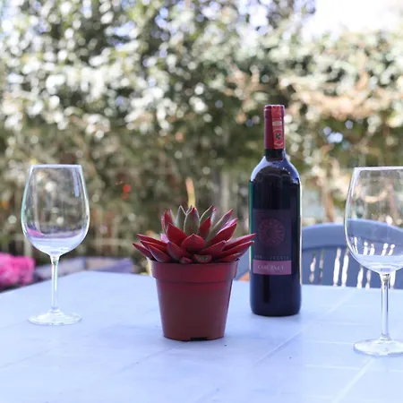 Lorel's Homes 3* Влёра