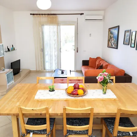 Lorel's Homes Vlorë