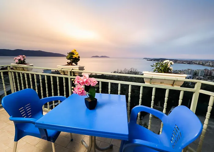 Lorel's Homes Aparthotel 3*