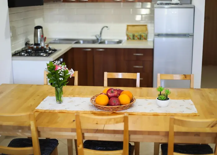 Lorel's Homes Aparthotel Vlorë